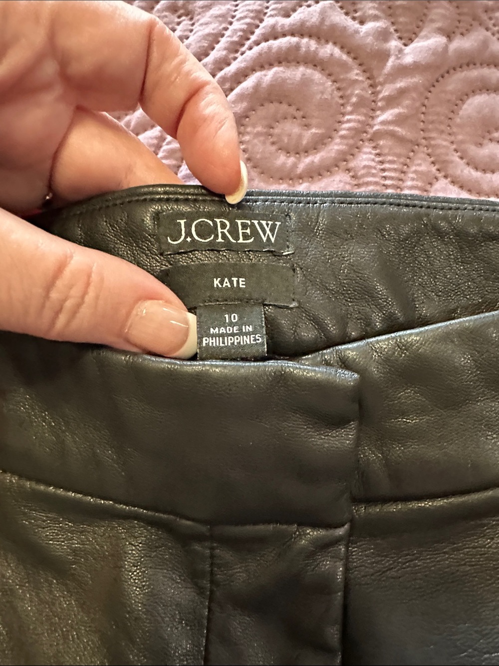 JC crew – Kate – Faux leather pants. Vegan.